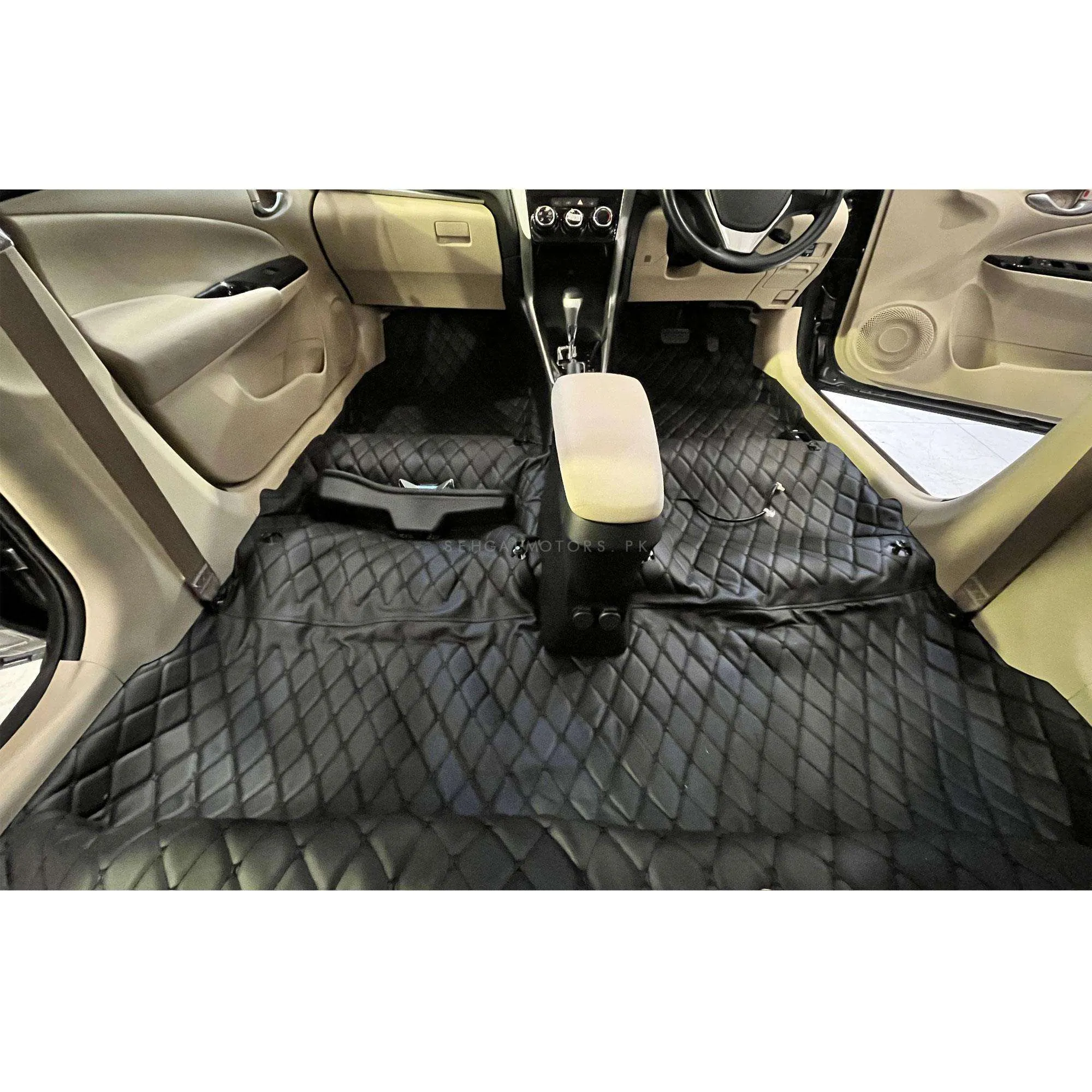 7D Black Black Floor Matting For Crossover Cars 10FT