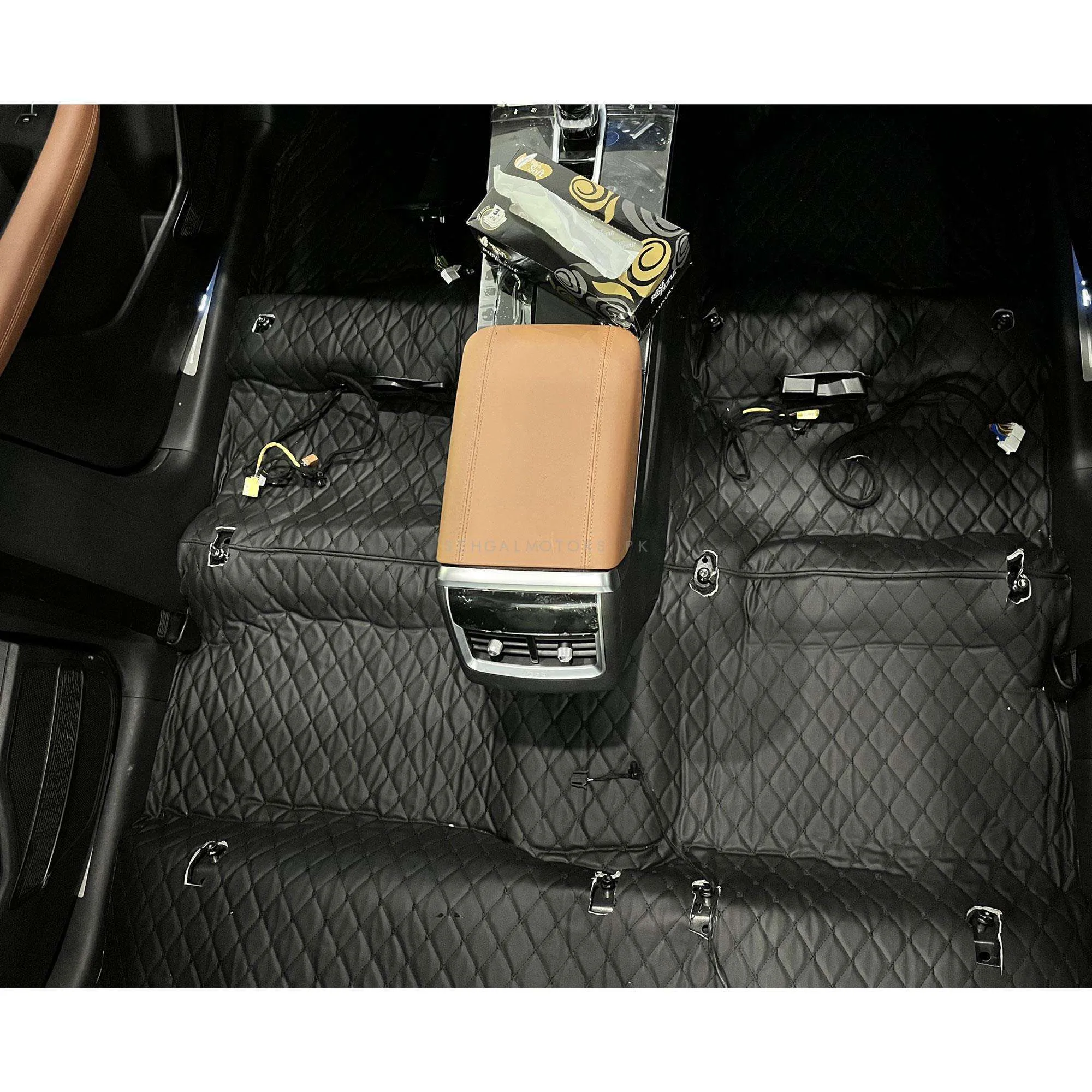 7D Black Black Floor Matting For Crossover Cars 10FT