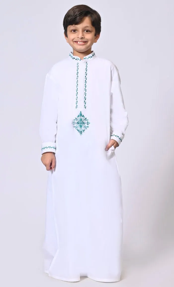 Artisanal Embroidery Boy's White Embroidered Thobe With Pockets - Final Sale