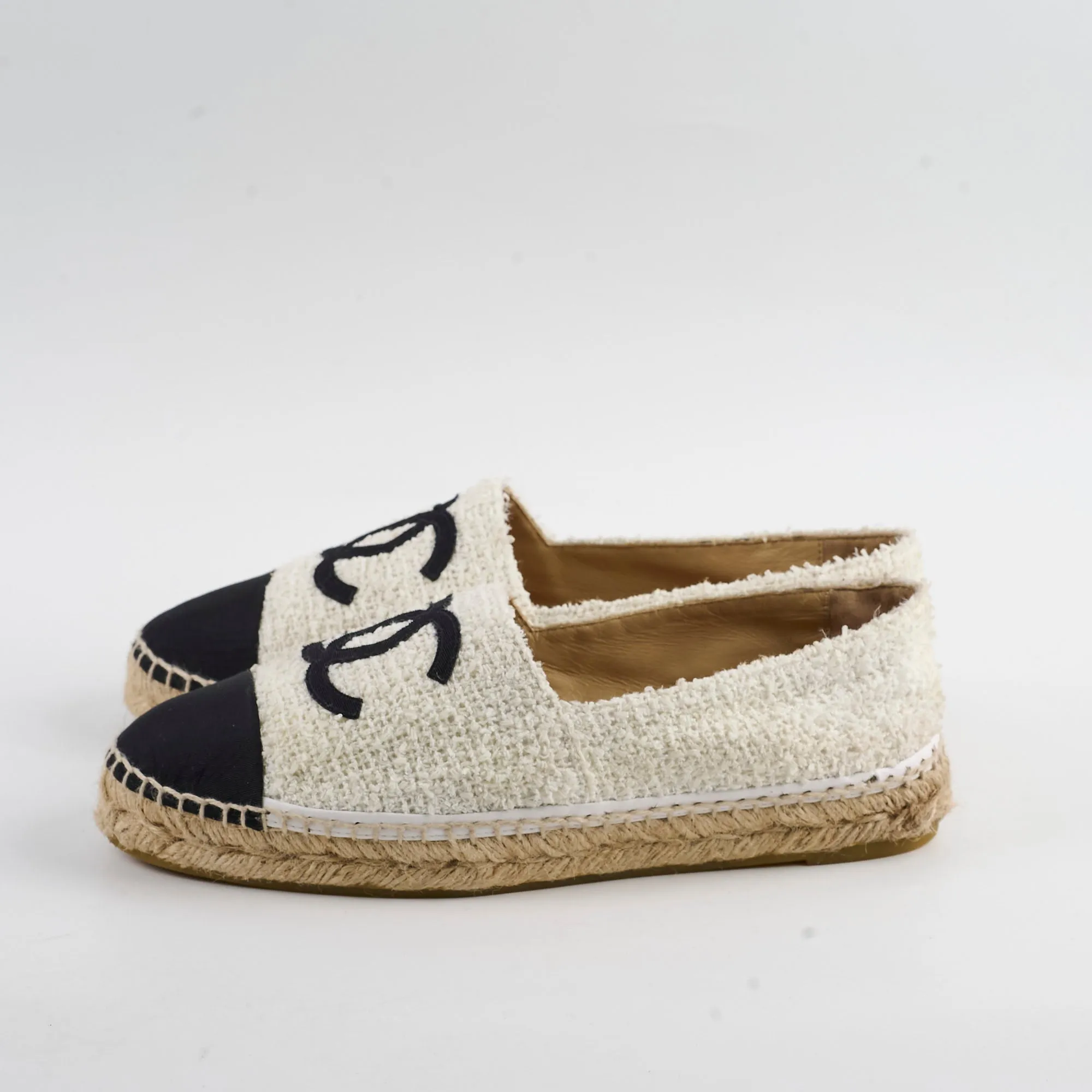 Chanel Espadrilles White Size 40