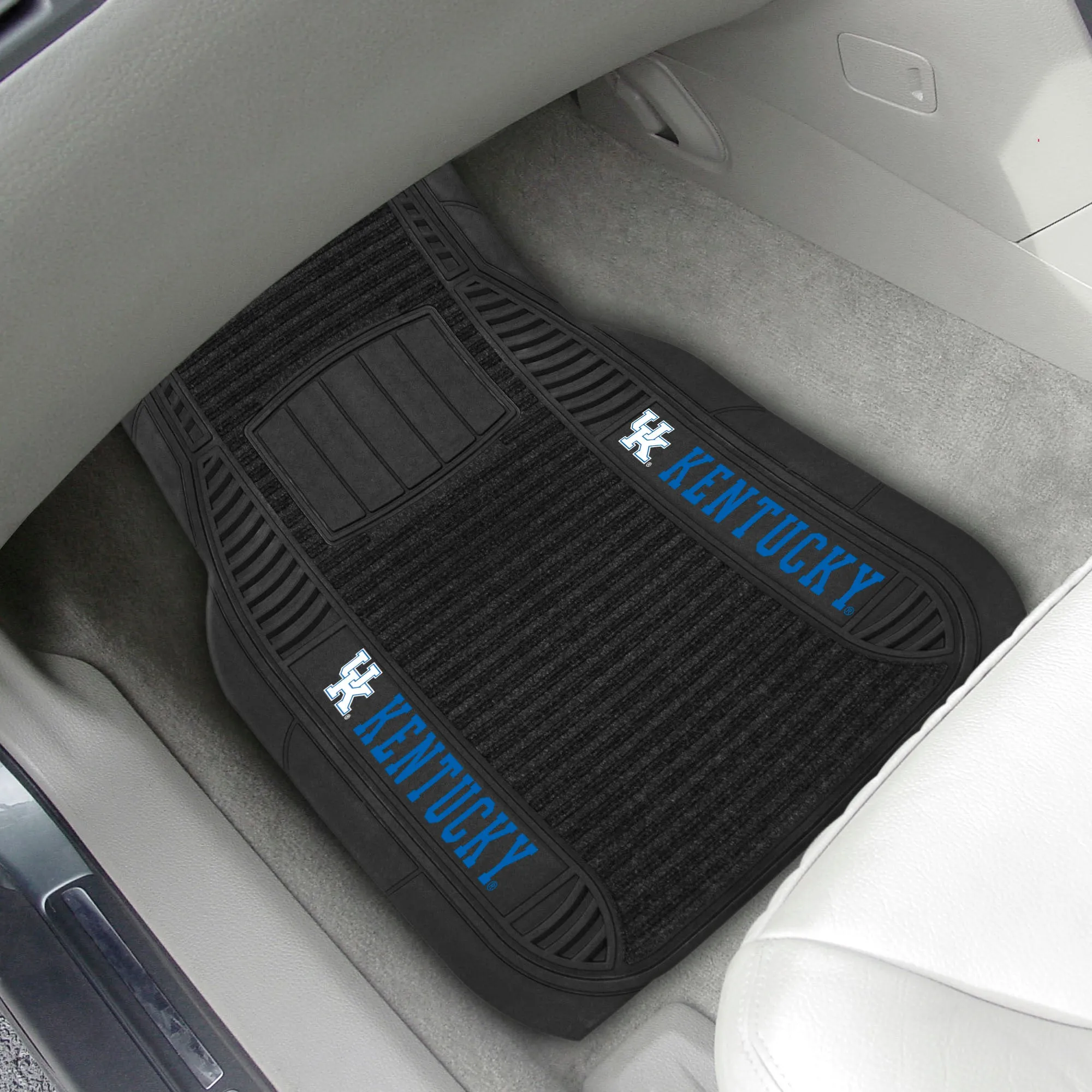 Fanmats Kentucky Wildcats 2 Piece Deluxe Car Mat Set