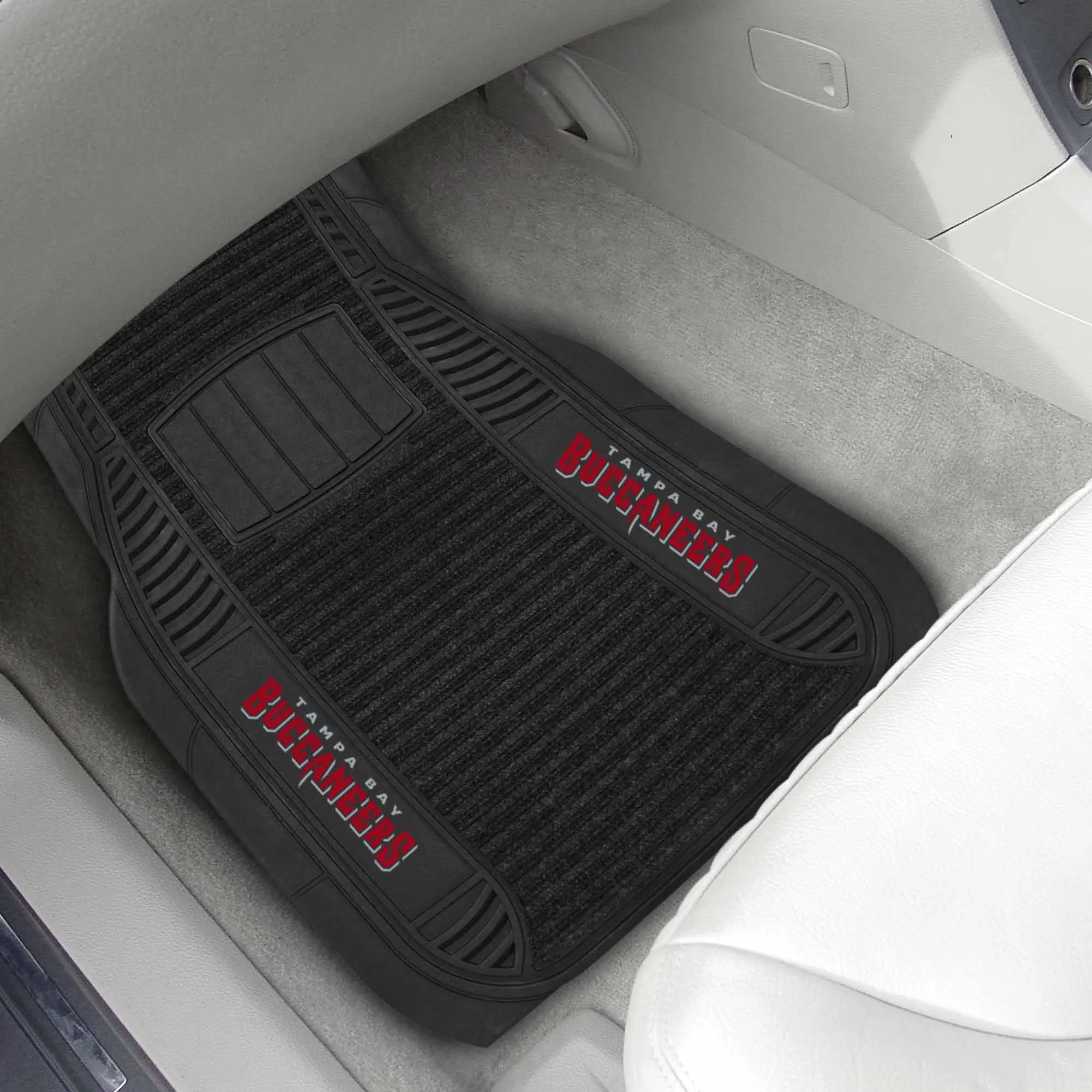 Fanmats Tampa Bay Buccaneers 2 Piece Deluxe Car Mat Set