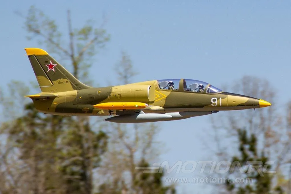 Freewing L-39 Albatros Camo 80mm EDF Jet - ARF PLUS