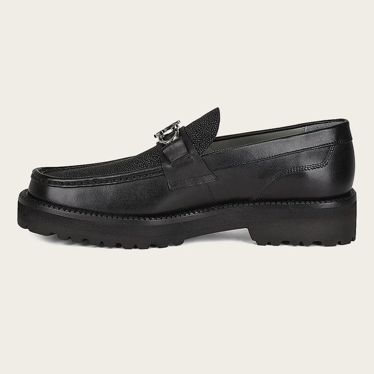 Mocasin black stingray shoe