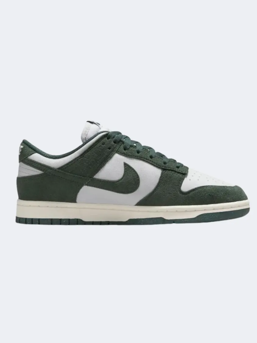 Nike Dunk Women Lifestyle Shoes Photon/White/Green