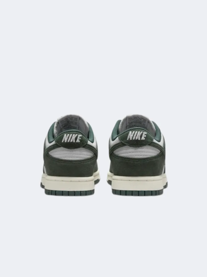 Nike Dunk Women Lifestyle Shoes Photon/White/Green