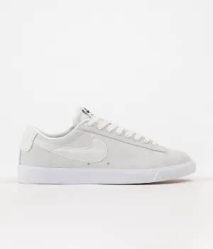 Nike SB Blazer Low GT Shoes - Summit White / Summit White - Obsidian