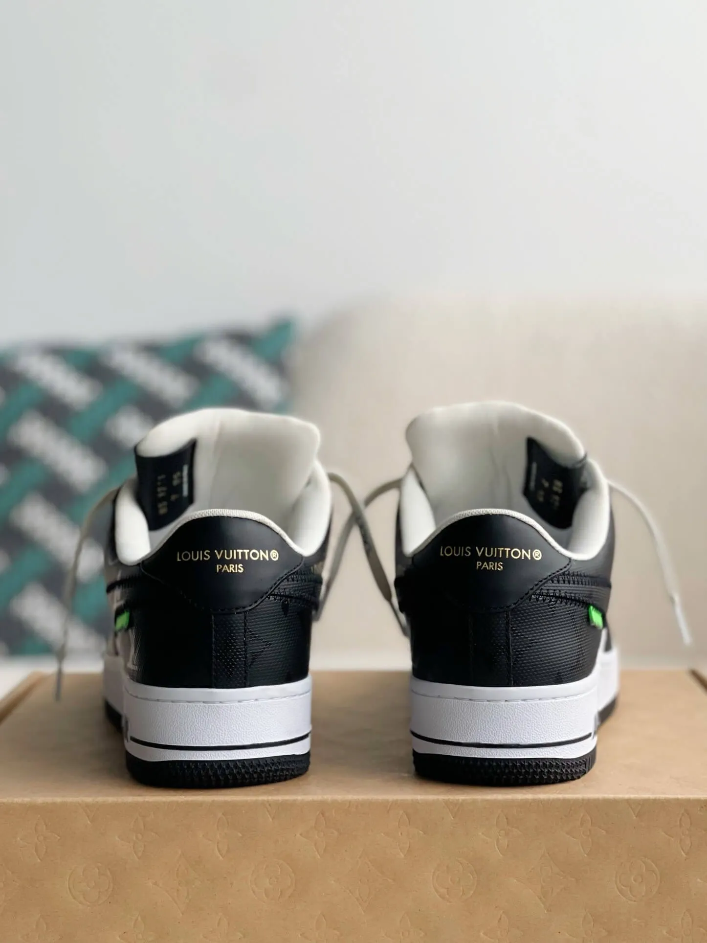 Nike x Louis Vuitton LV Air Force 1 Black White Sneakers