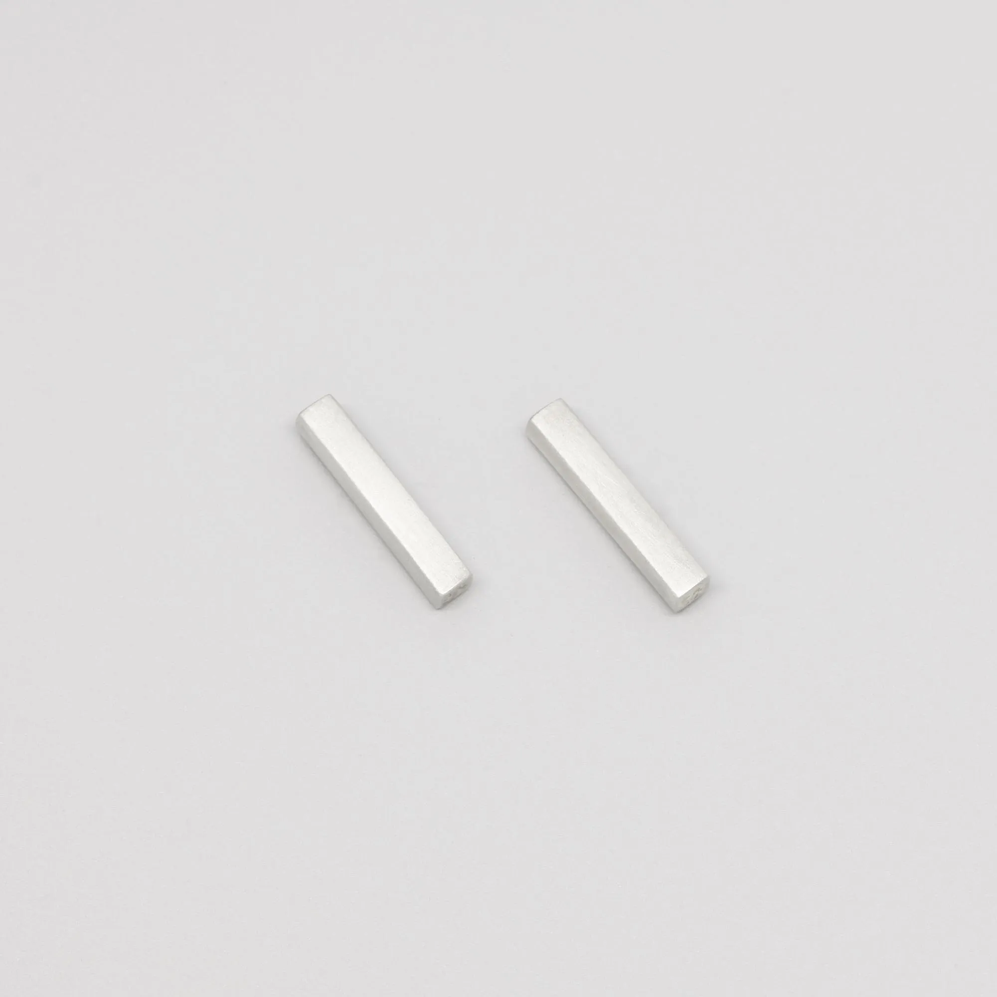 Satin Bar Stud Earrings