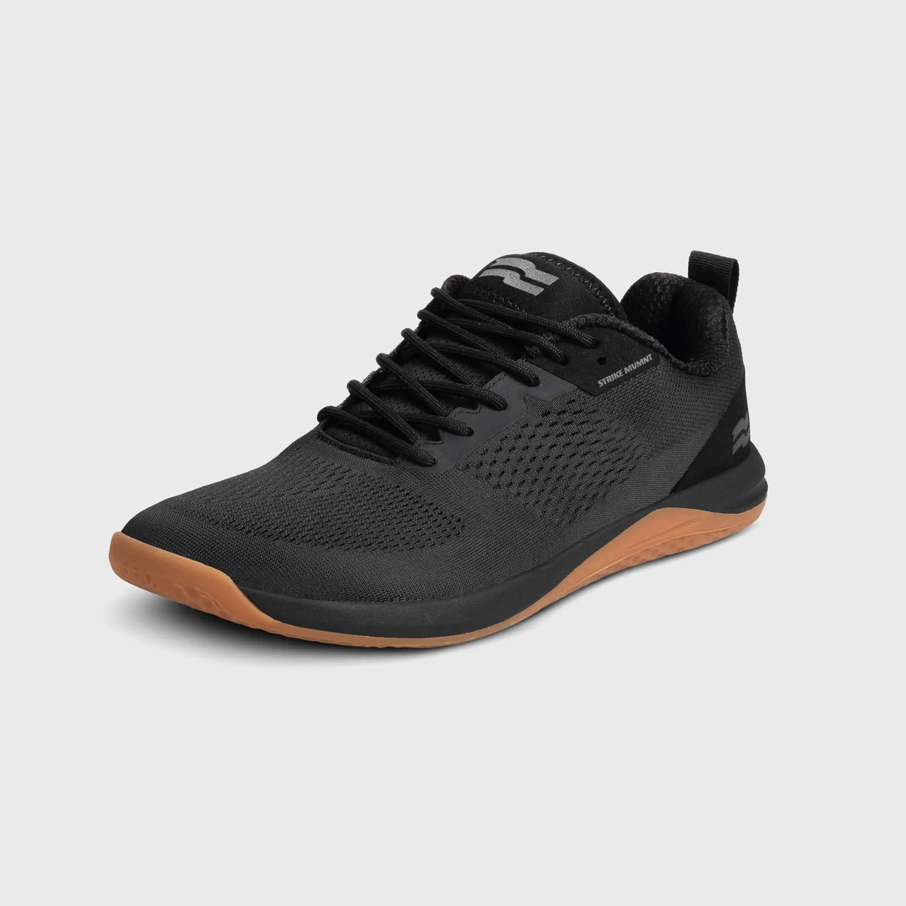 STRIKE MVMNT - HAZE TRAINER - BLACKOUT/GUM