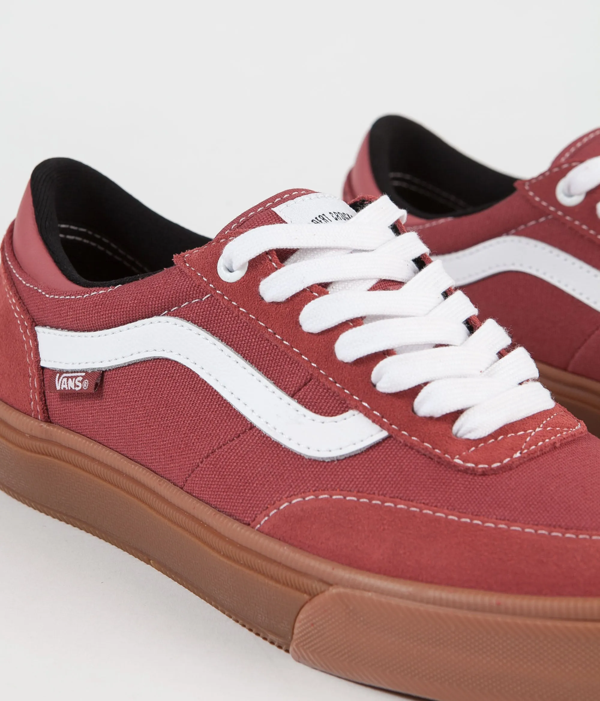 Vans Gilbert Crockett 2 Pro Shoes - (Gum) Mineral Red / True White